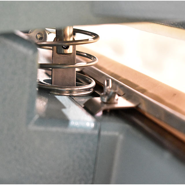 Magnetic Suction Table Sealer PFS-MT450