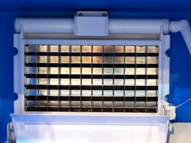 Undercounter Ice Maker Machine UIM-60